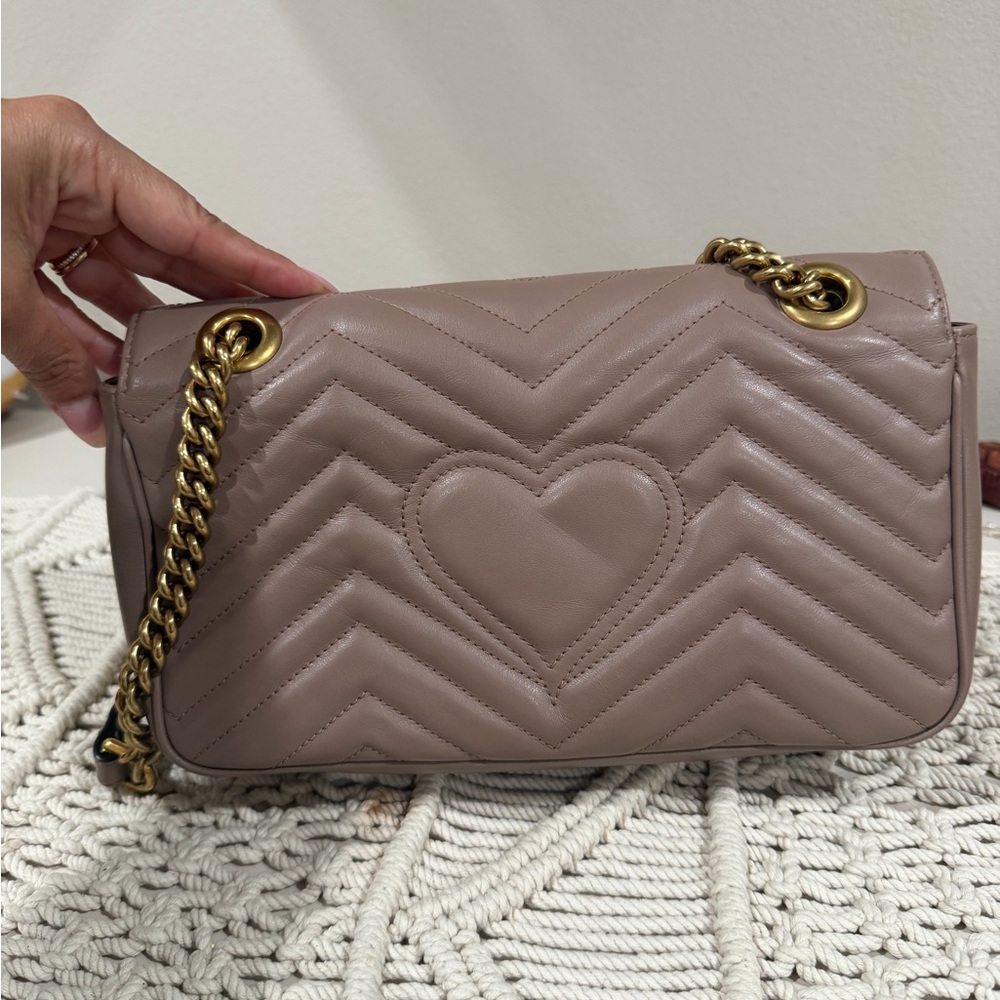 Gucci Taupe Quilted Leather Shoulder Bag with Gold Hardware - Picture 8 of 13